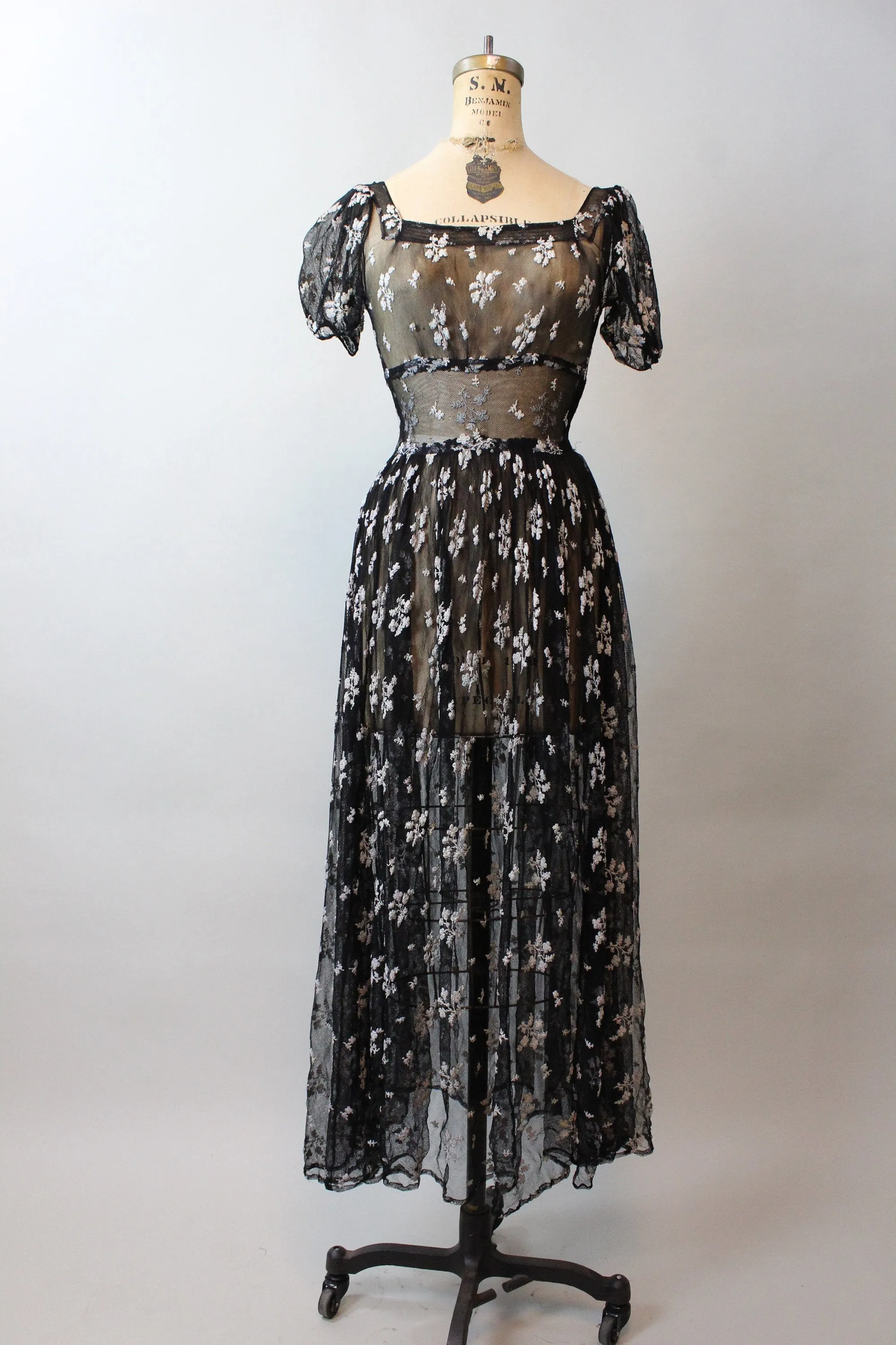1930s EMBROIDERED mesh puff sleeves dress gown xs | new fall