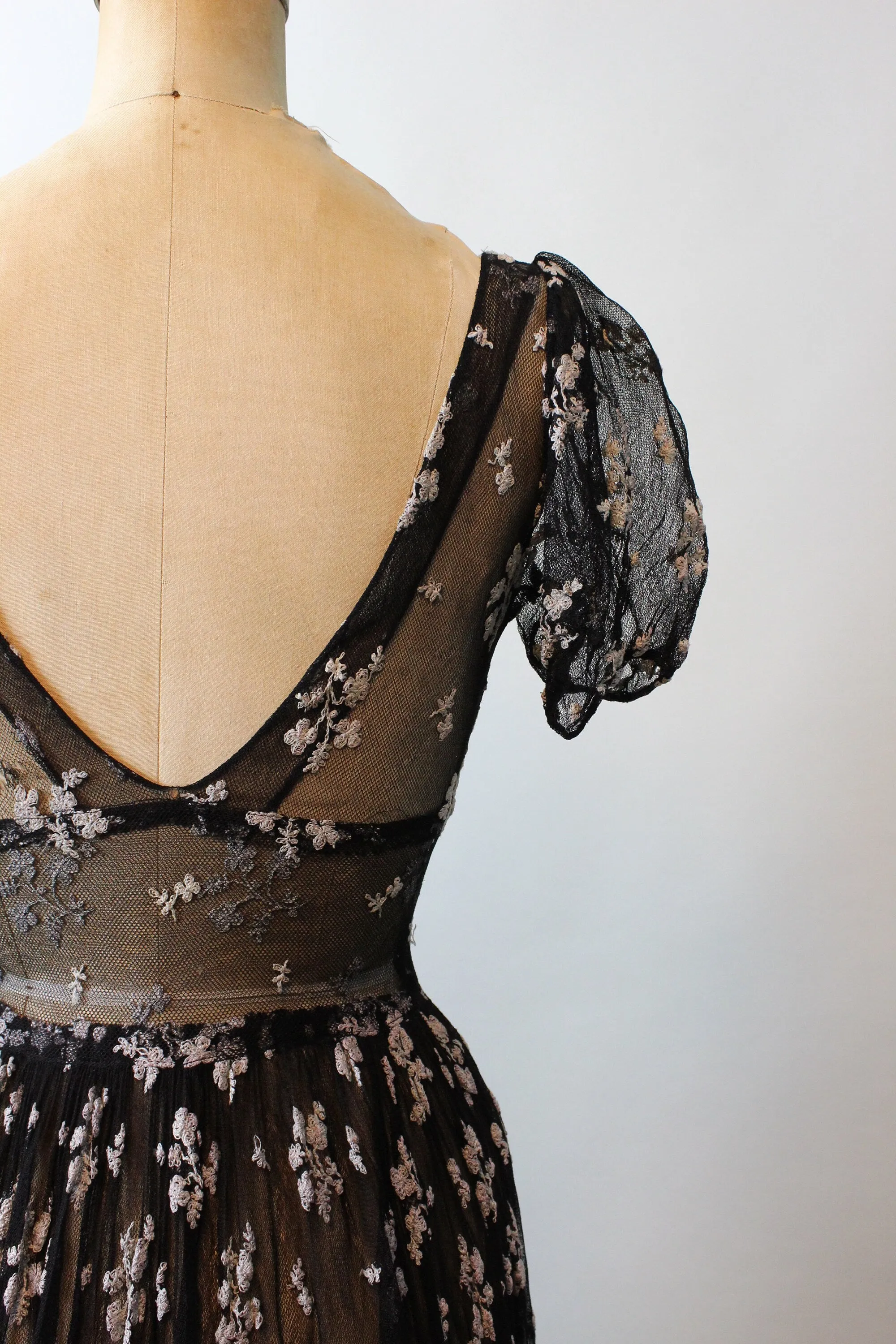 1930s EMBROIDERED mesh puff sleeves dress gown xs | new fall