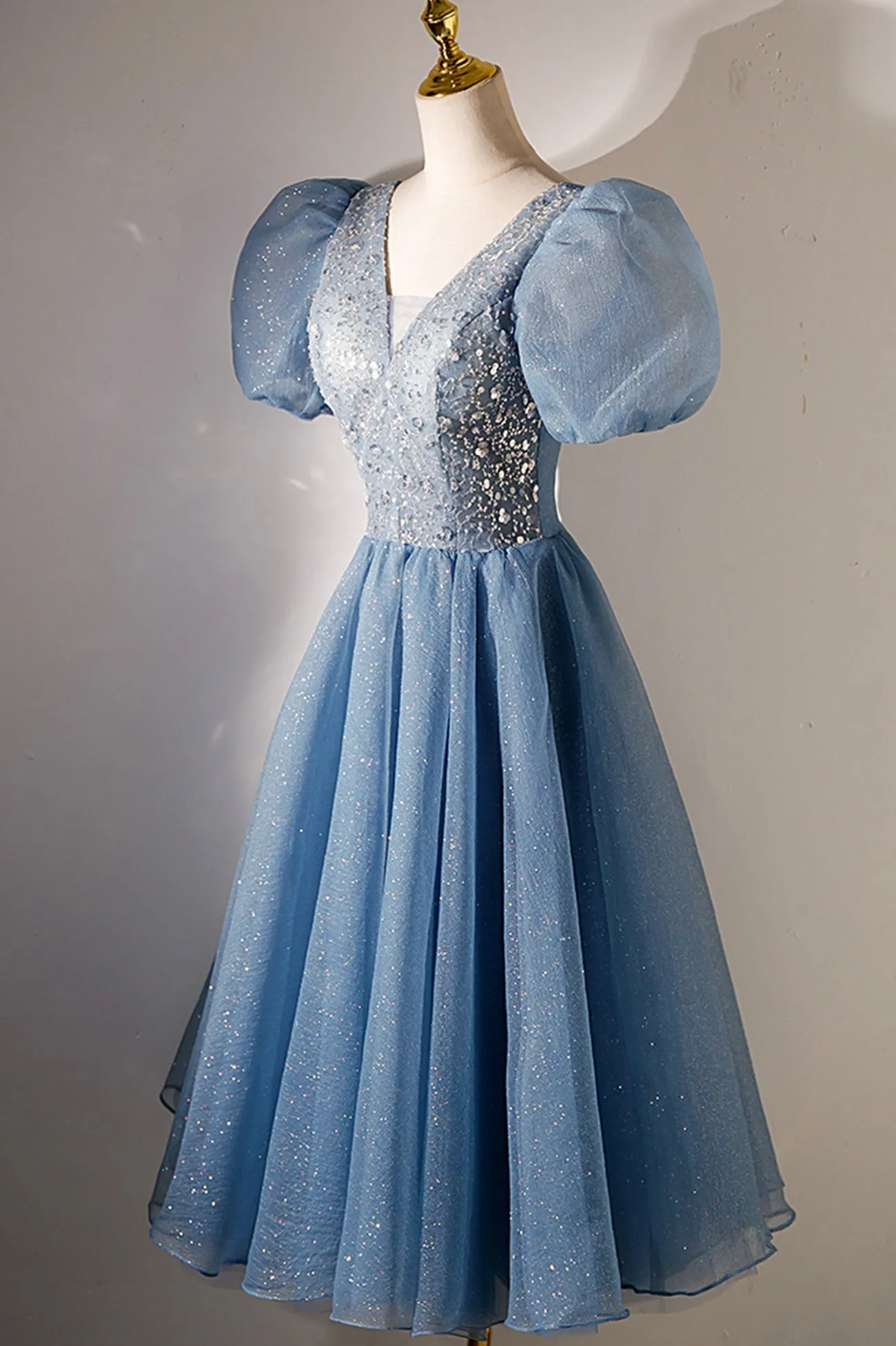 A-line V-neck Sequins Short Prom Dress Blue Short Sleeve Evening Dress