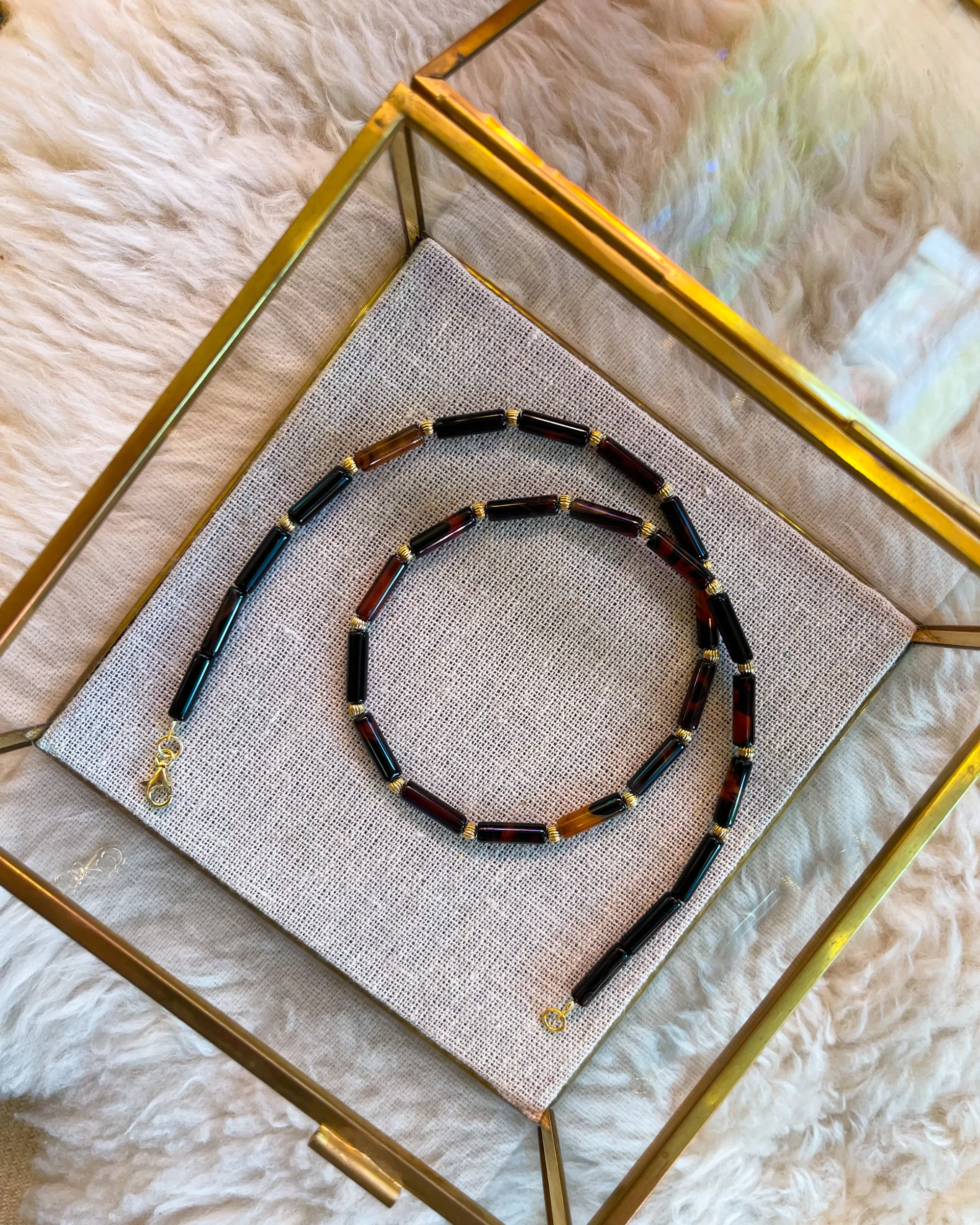 Agate Tortoiseshell Necklace