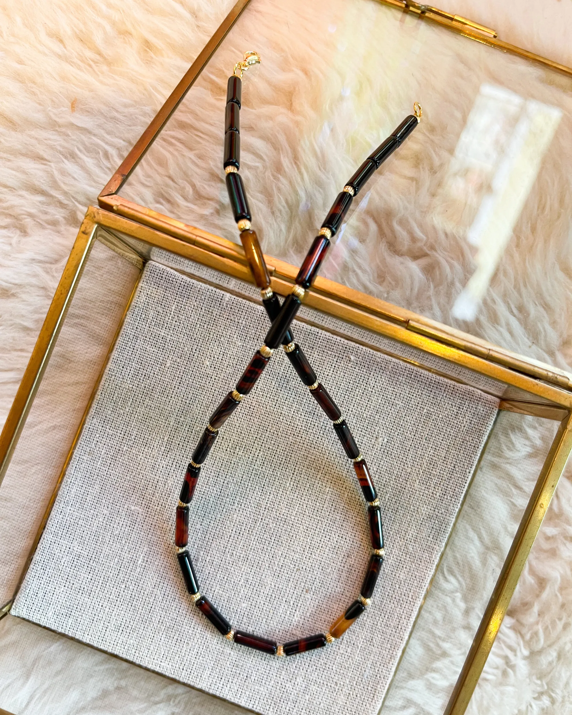 Agate Tortoiseshell Necklace