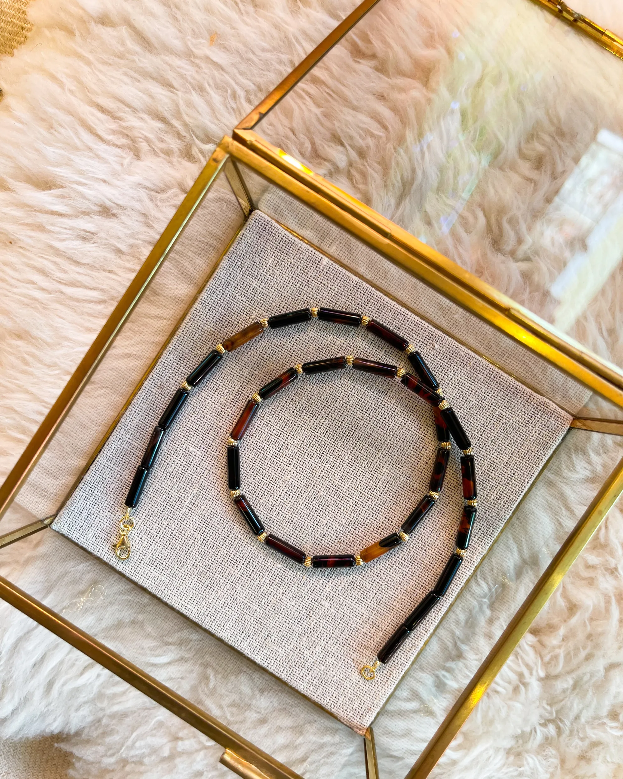 Agate Tortoiseshell Necklace