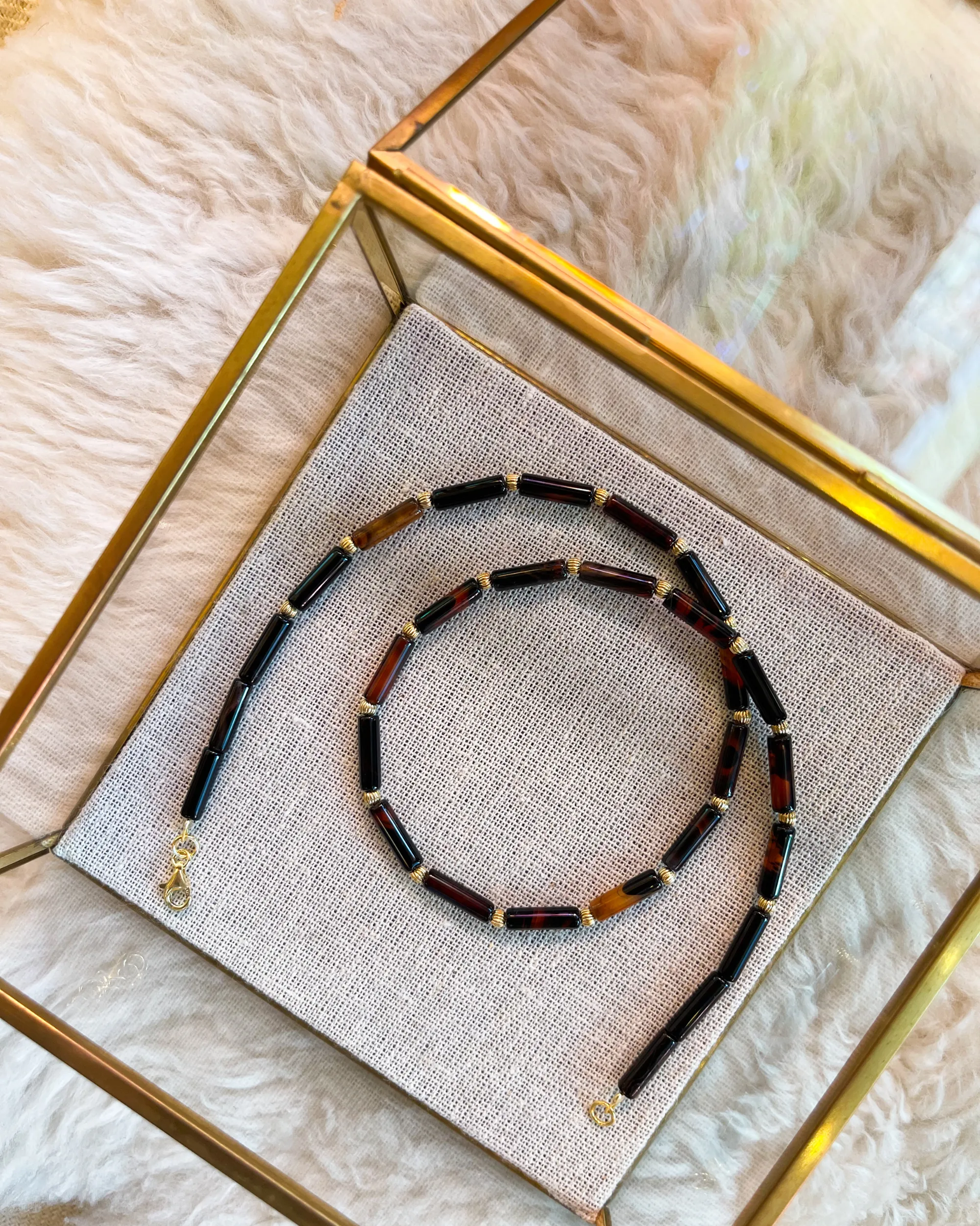 Agate Tortoiseshell Necklace