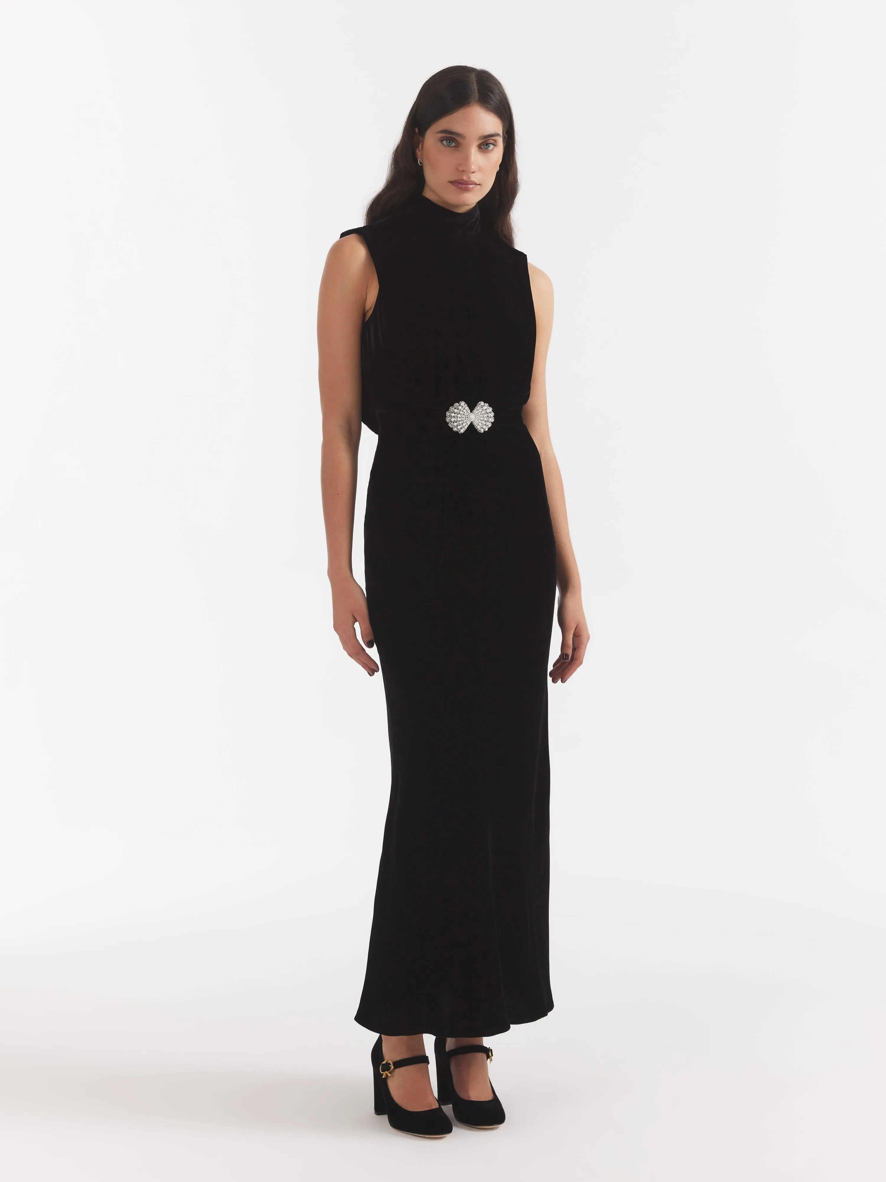 Fleur Velvet Dress in Black Pearl Clamshell