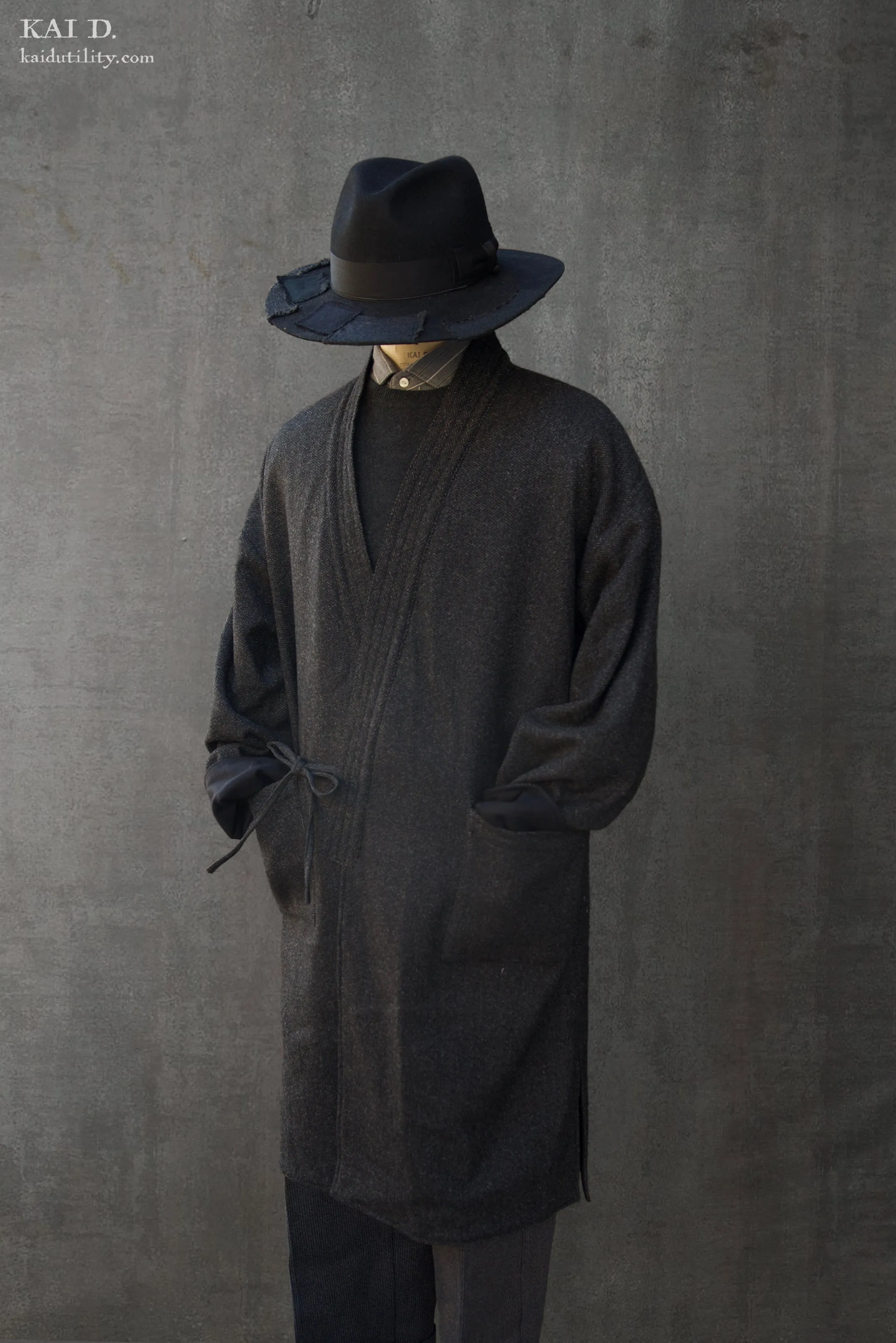 Full Length Japanese Farmer Coat - Nagamachi - Medium (NO RETURN)
