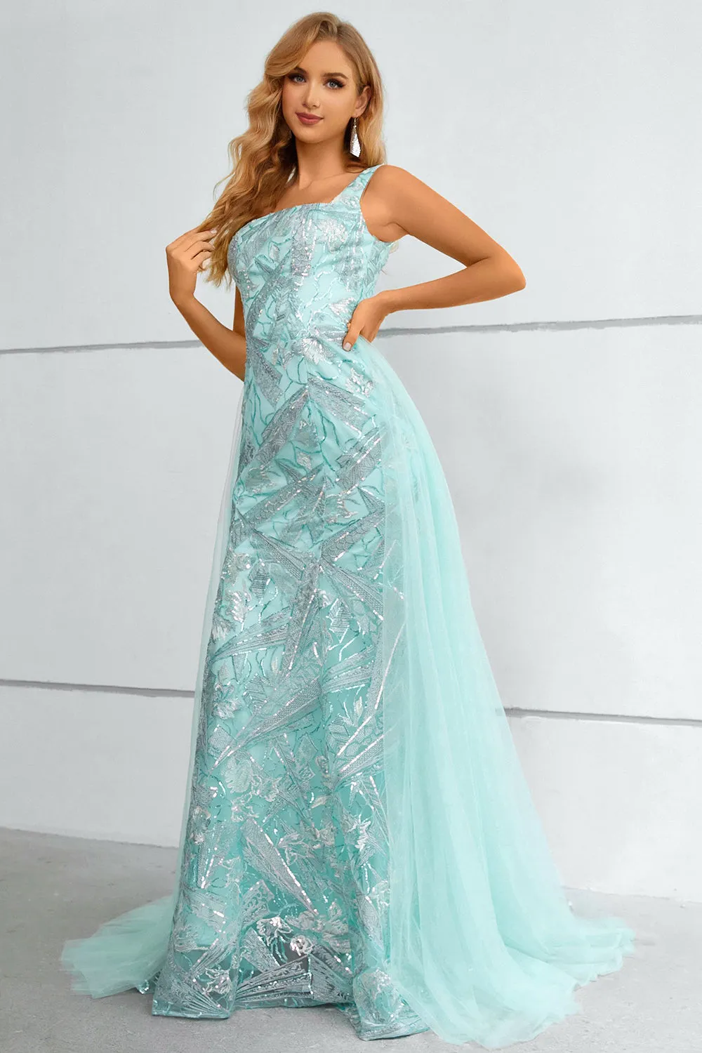 Green Square Neck Mermaid Sequined Prom Dress With Detachable Train