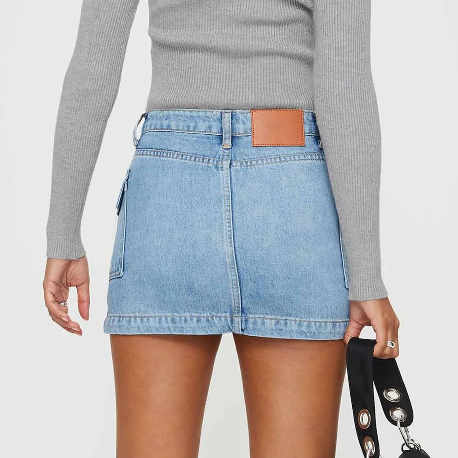 Womens Mini Cargo Skirts Y2k Low Waist Button Bodycon Denim Skirt Vintage Cute Jean Skirts with Pockets Streetwear
